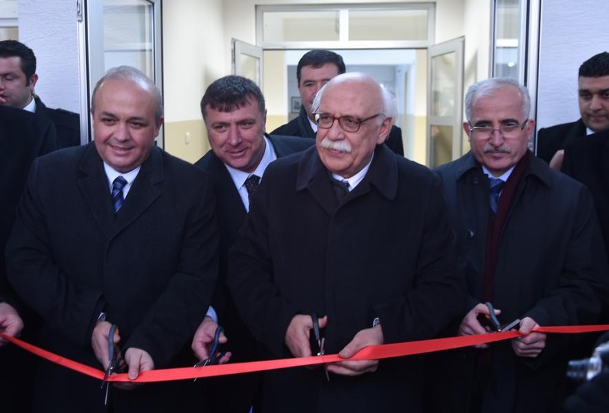 Bakan Avcı, Beylikova Halk Eğitim Merkezi ve 200 Yataklı öğrenci Yurdu´nun açılışını gerçekleştirdi