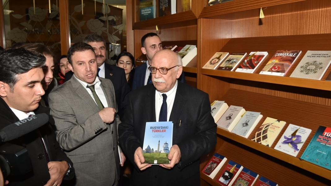 Bakan Avcı, Türk Dünyası Kitaplığı tanıtım programına katıldı